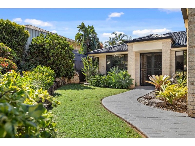 14 Manor Drive, Wellington Point QLD 4160