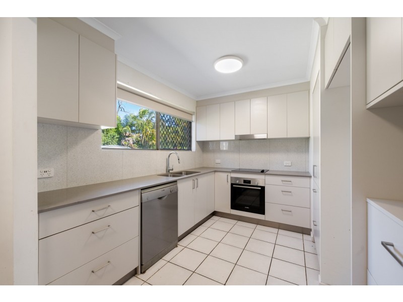 47 Fullerton Street, Birkdale QLD 4159