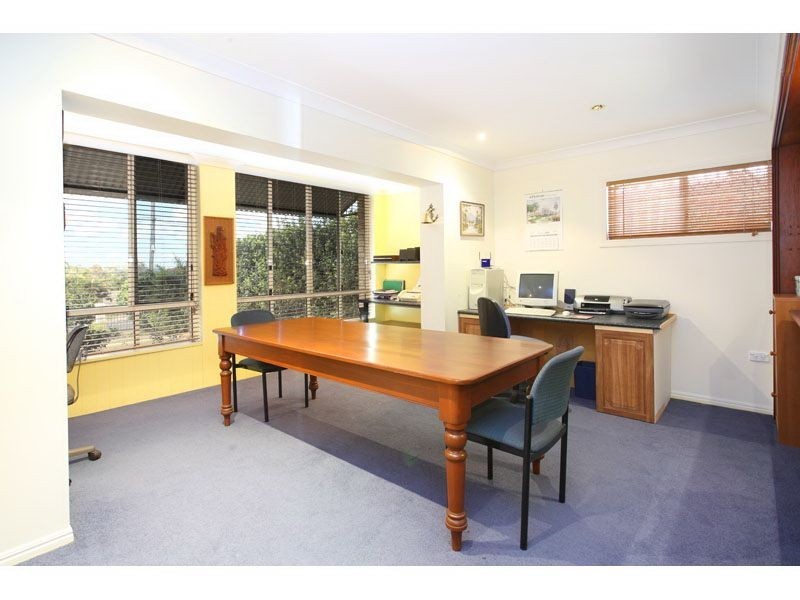 10 Tarina Street, Cleveland QLD 4163