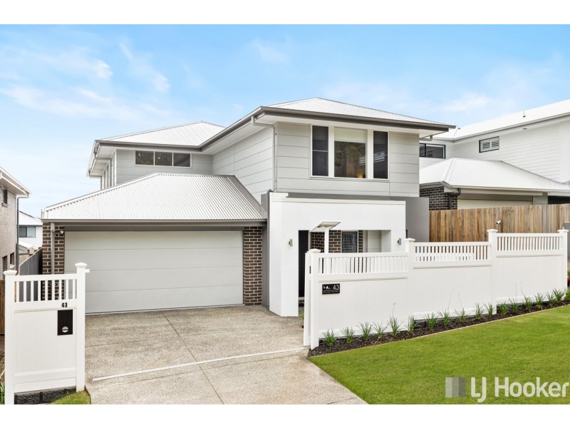 43 Mountain Ash Way, Redland Bay QLD 4165