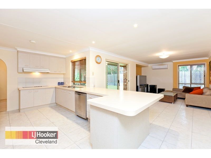 14 Grosvenor Street, Wellington Point QLD 4160