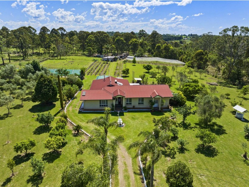 145 Crumpton Drive, Blackbutt QLD 4306