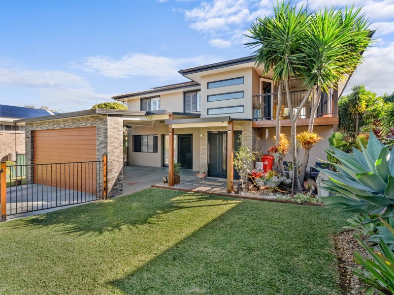 19 Scott Street, Redland Bay QLD 4165