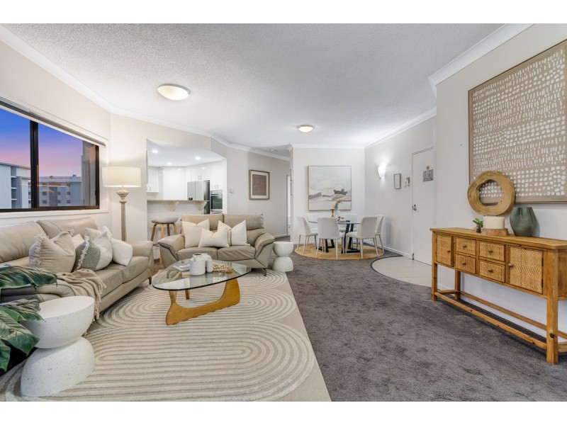 15/3 Rock Street, Scarborough QLD 4020