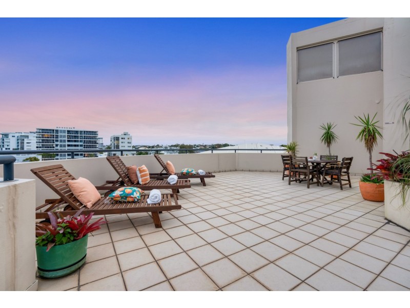 15/3 Rock Street, Scarborough QLD 4020