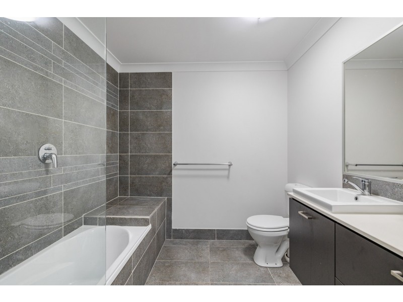 102/2 Pateman Parade, Thornlands QLD 4164