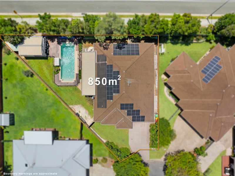 18 Daly Place, Redland Bay QLD 4165