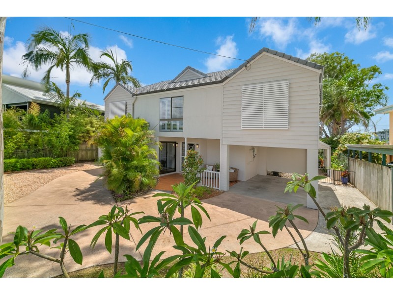 17 Thompson Street, Victoria Point QLD 4165