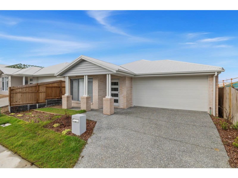 26 Chesterton Street, Redland Bay QLD 4165