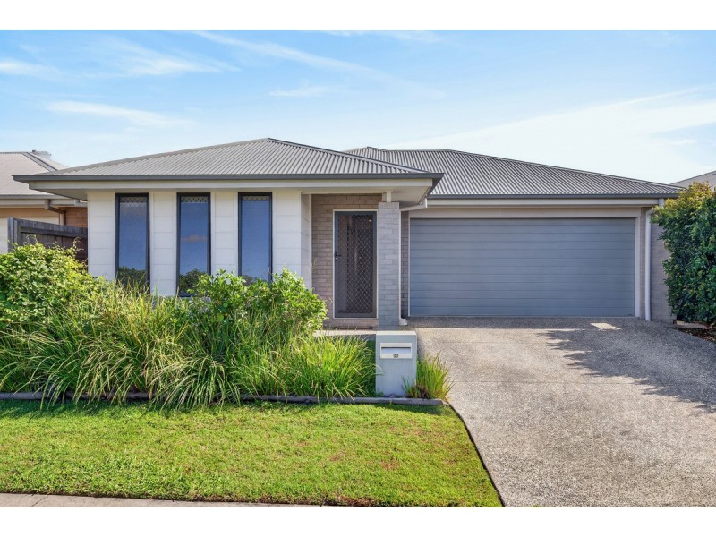 90 Kinross Road, Thornlands QLD 4164