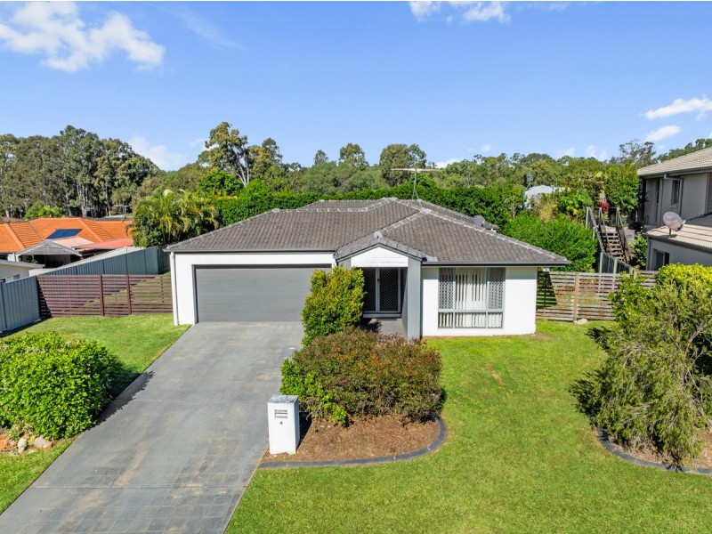 4 Aqua Crescent, Redland Bay QLD 4165