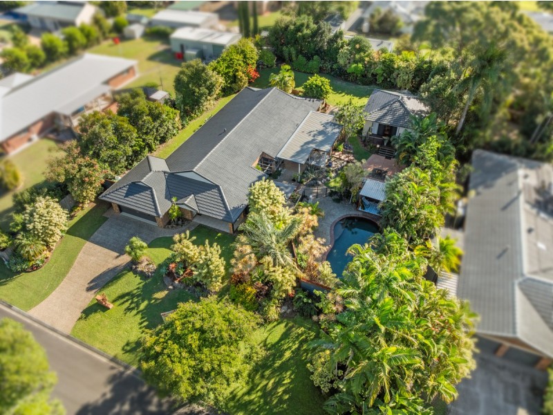 4 Honeyeater Court, Thornlands QLD 4164