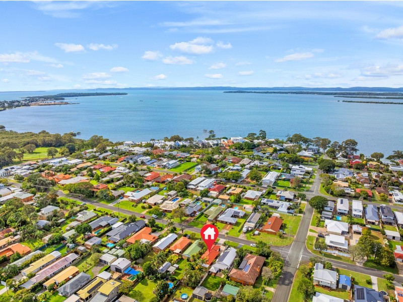 63 Cane Street, Redland Bay QLD 4165