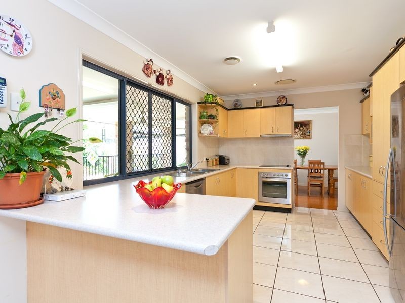 33 Primrose Drive, Thornlands QLD 4164