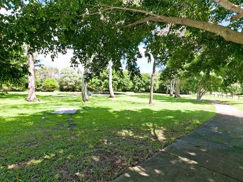 33 Primrose Drive, Thornlands QLD 4164