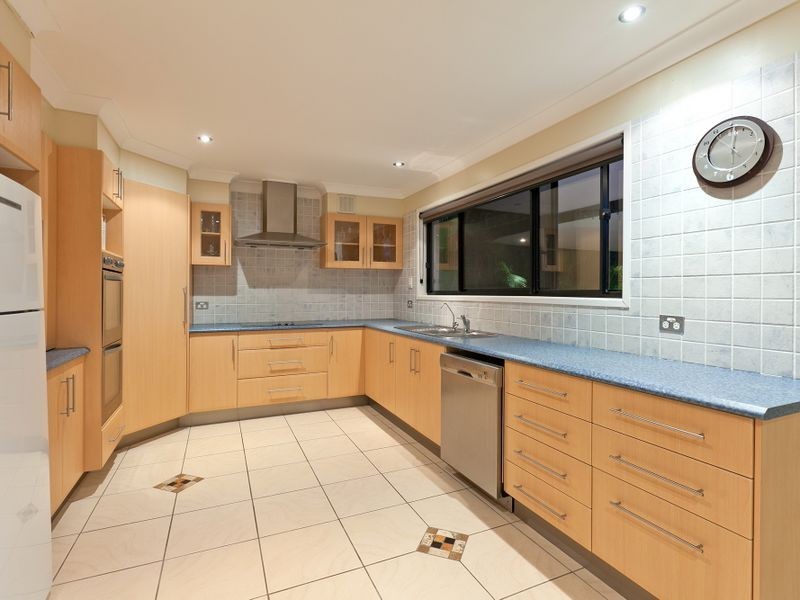 12 Kooringa Avenue, Cleveland QLD 4163