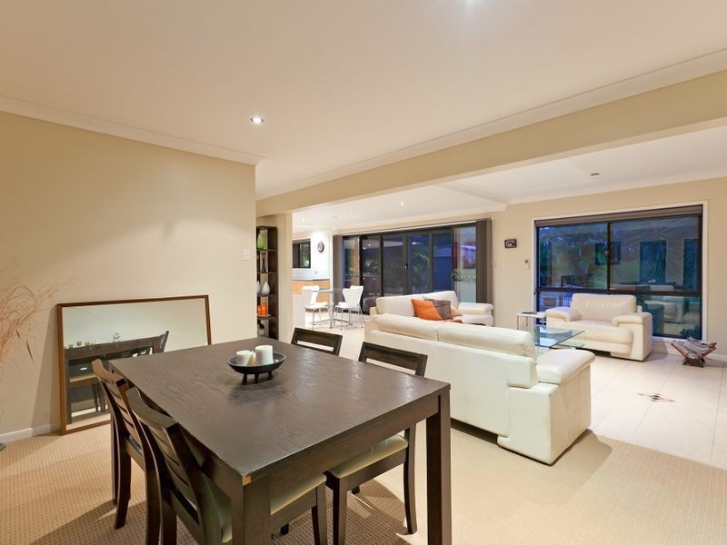 12 Kooringa Avenue, Cleveland QLD 4163