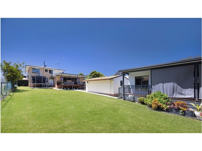 39 Thorne Road, Birkdale QLD 4159