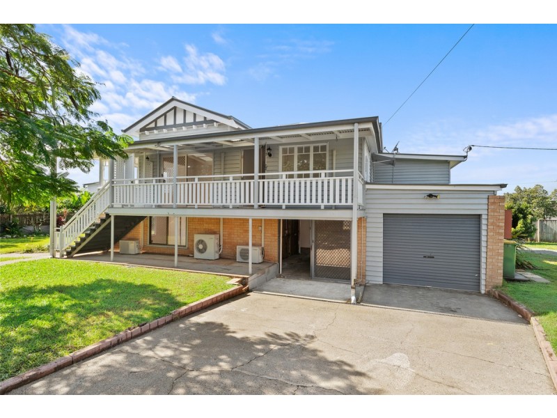 14 Serpentine Creek Road, Redland Bay QLD 4165