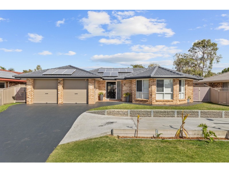 13 Champagne Crescent, Thornlands QLD 4164