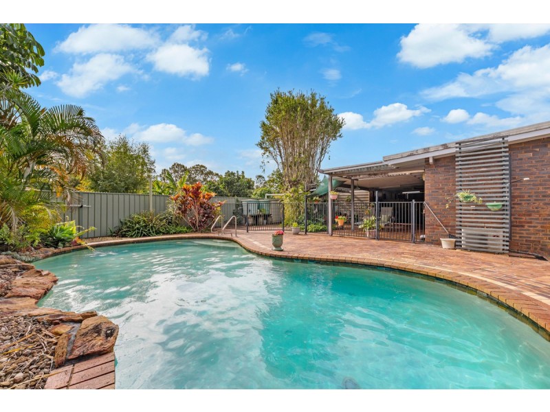 5 Waratah Avenue, Victoria Point QLD 4165