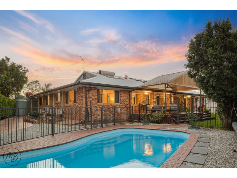 19 Champagne Crescent, Thornlands QLD 4164