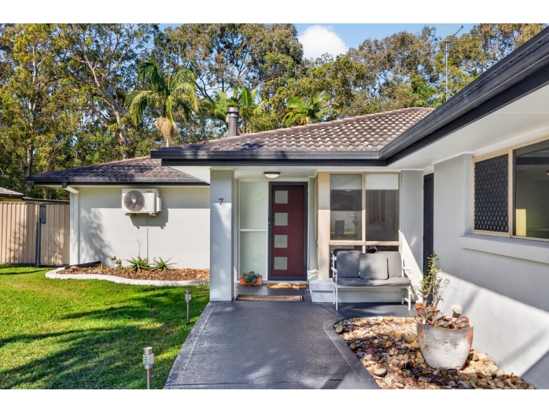 7 Grosvenor Court, Wellington Point QLD 4160