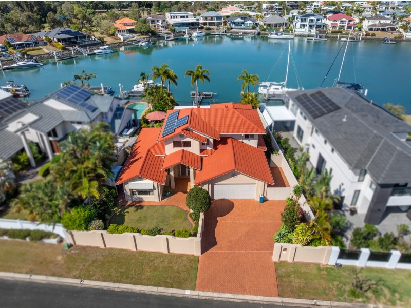 12 Martingale Court, Raby Bay QLD 4163
