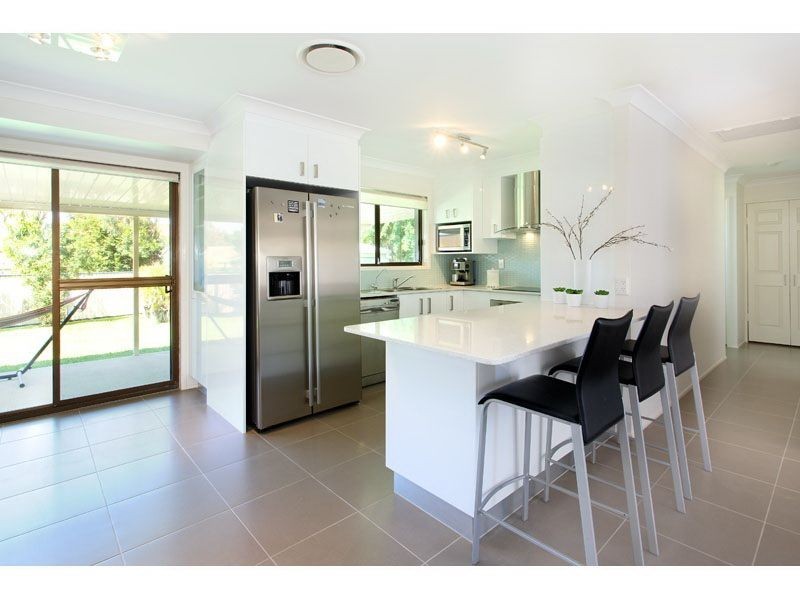 52 Moselle Drive, Thornlands QLD 4164