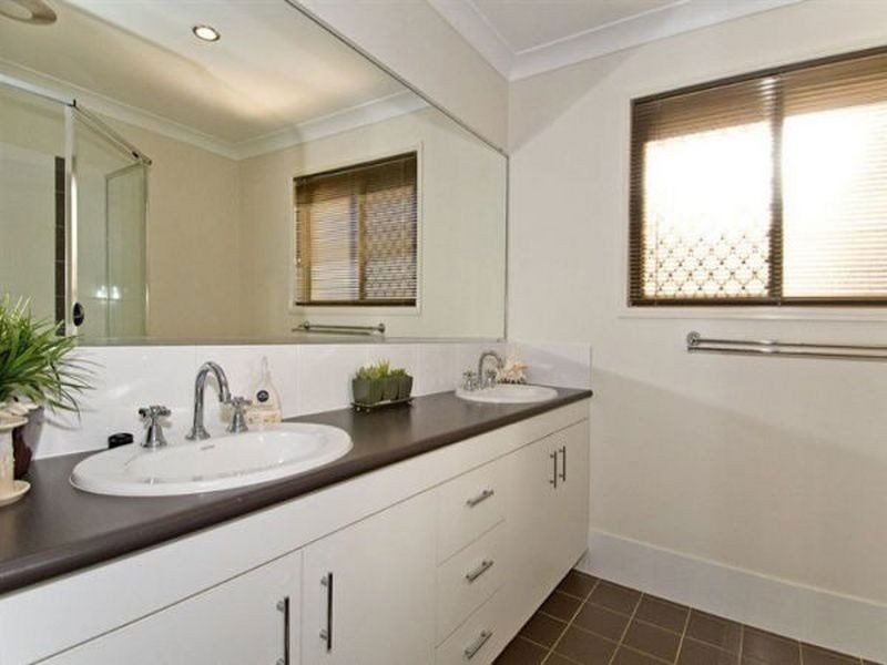 16 Tudar Place, Thornlands QLD 4164