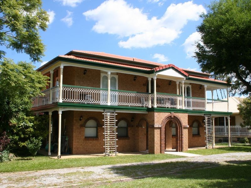 28 Whitehall Avenue, Birkdale QLD 4159