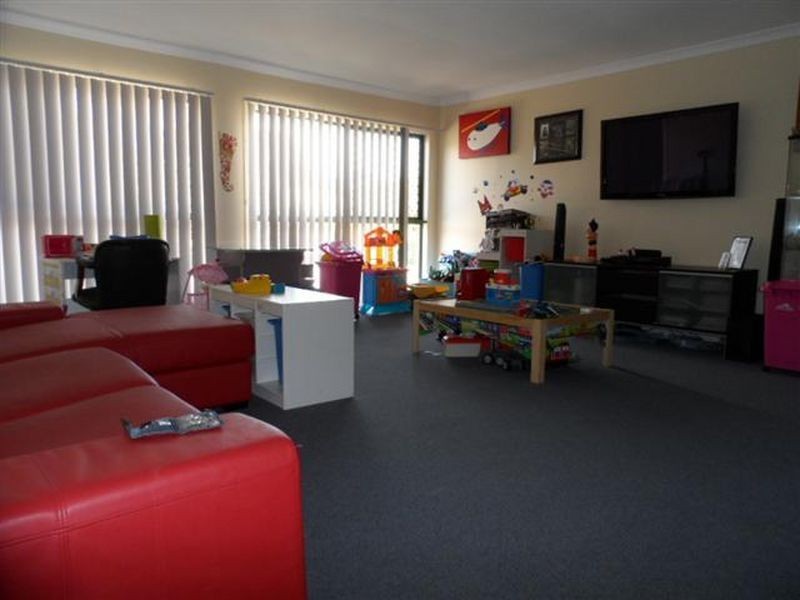 22 Lucy Ct, Ormiston QLD 4160