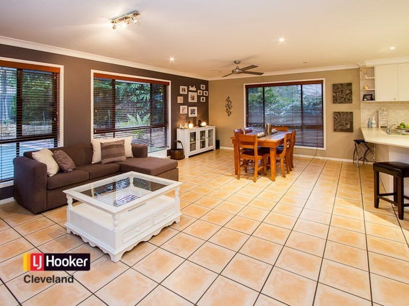 4 Penzance Drive, Redland Bay QLD 4165