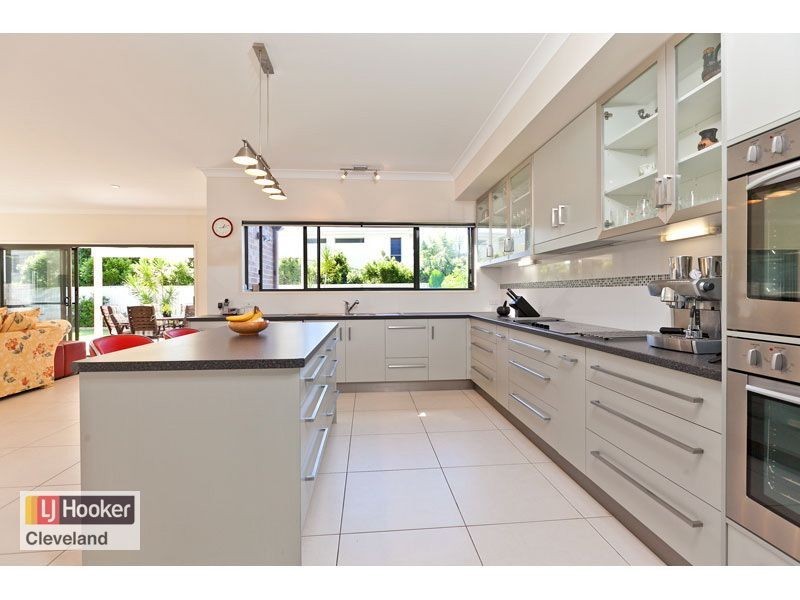 3 Baycrest Place, Thornlands QLD 4164