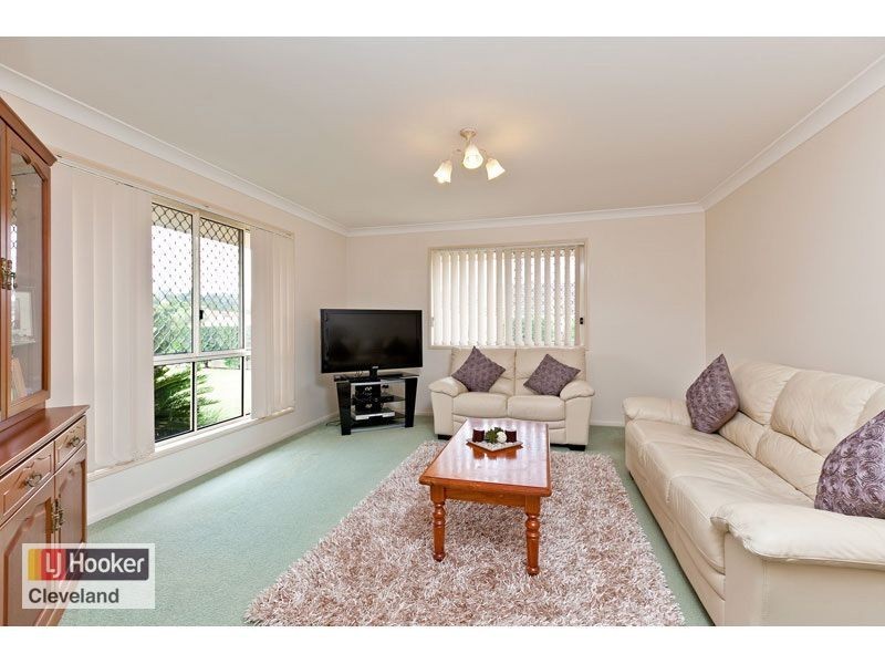 11 Farnham Street, Wellington Point QLD 4160