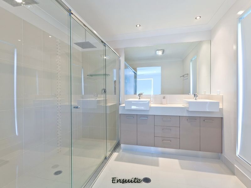 44 Ronnie Street, Cleveland QLD 4163