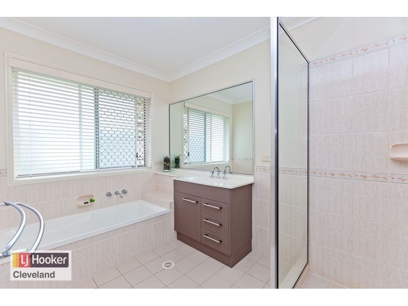 42 Strachan Road, Victoria Point QLD 4165