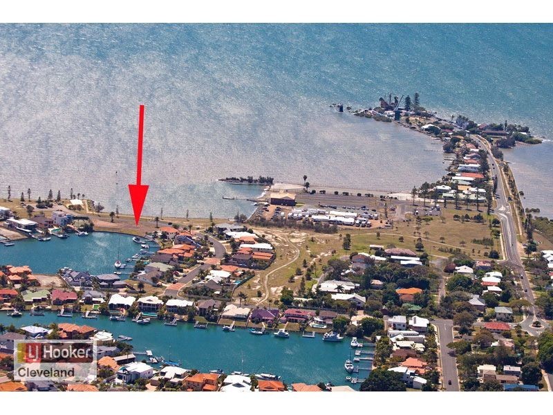 18 Raby Bay Blvd, Raby Bay QLD 4163