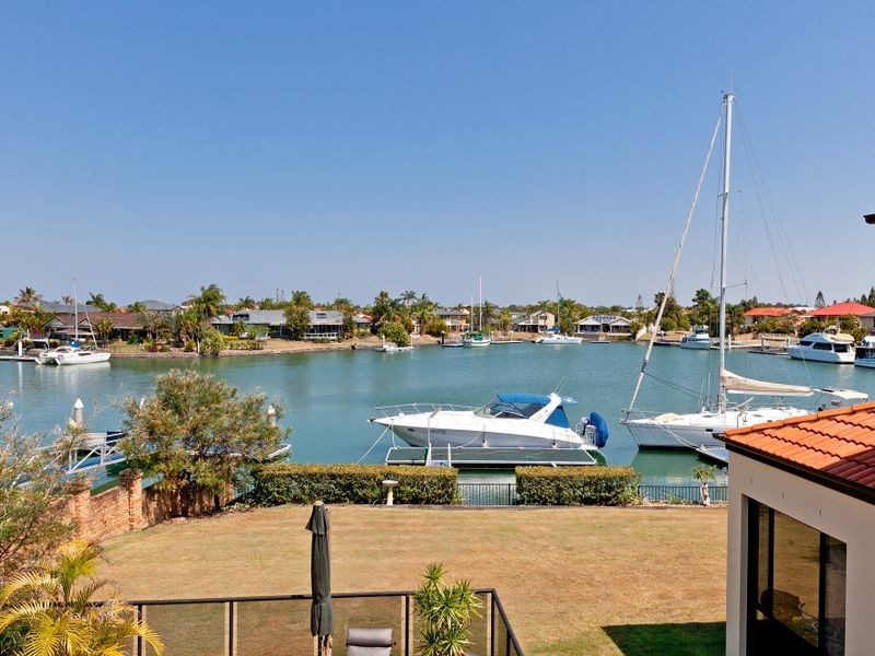 71 Masthead Drive, Raby Bay QLD 4163