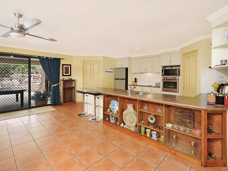 12 Kalmia Drive, Redland Bay QLD 4165