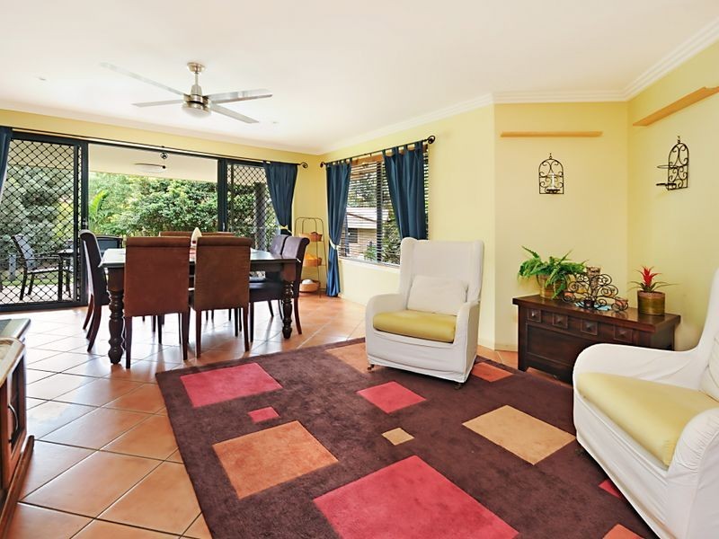 12 Kalmia Drive, Redland Bay QLD 4165