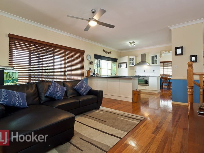 24 Kimbolton Drive, Redland Bay QLD 4165