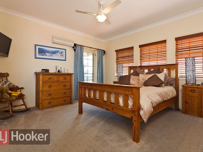 24 Kimbolton Drive, Redland Bay QLD 4165