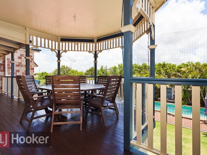 24 Kimbolton Drive, Redland Bay QLD 4165