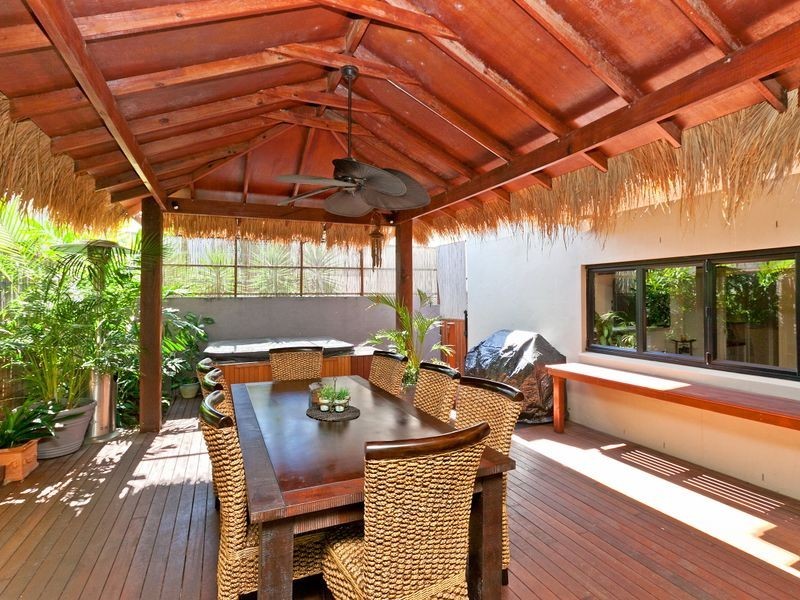 2 Raby Esplanade, Ormiston QLD 4160