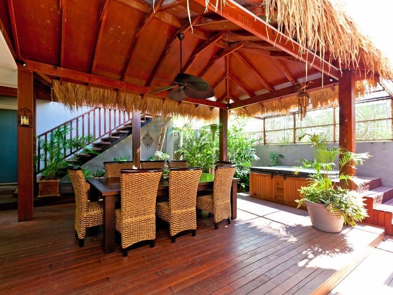 2 Raby Esplanade, Ormiston QLD 4160