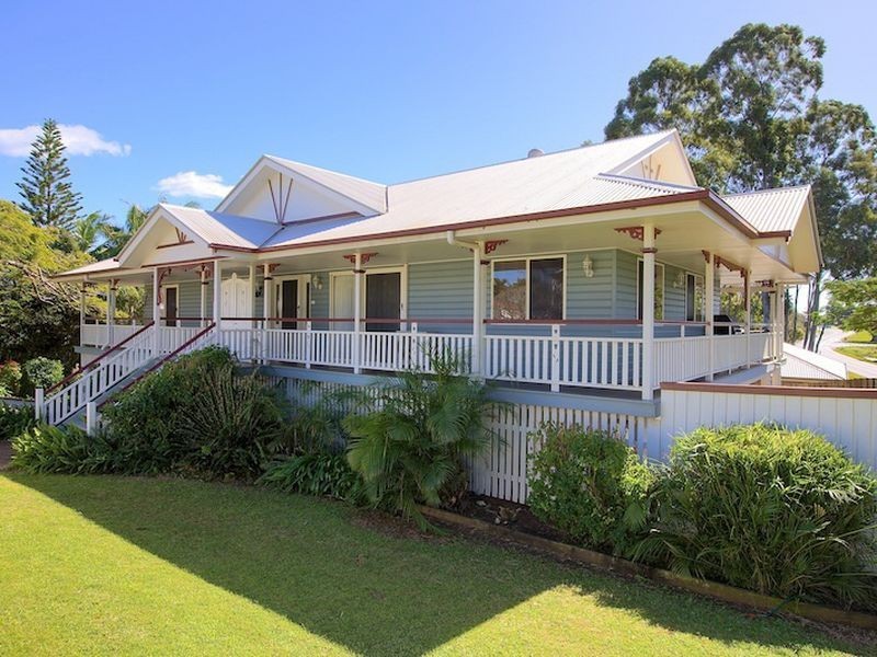 1 Salisbury Street, Redland Bay QLD 4165