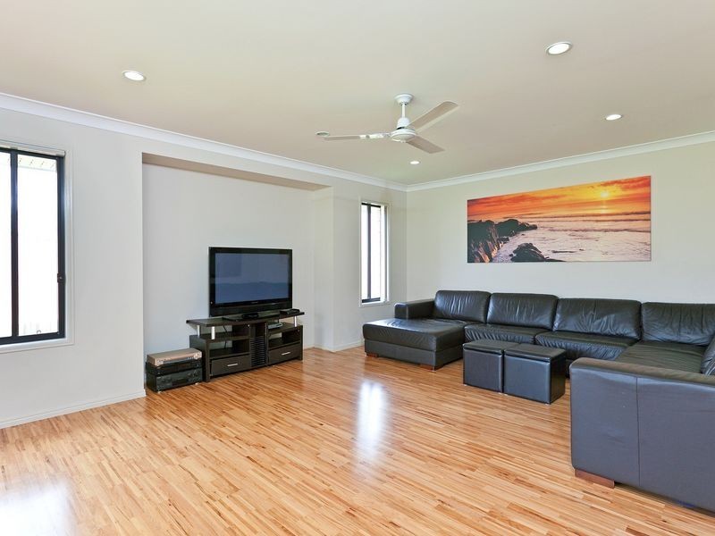 12 Sarsenet Cct, Mount Cotton QLD 4165
