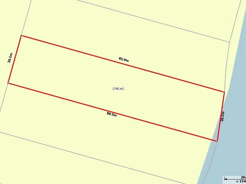 137 Shore Street North, Cleveland QLD 4163