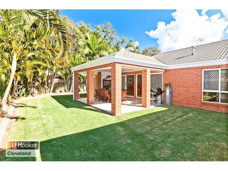 12 Darcelle Place, Ormiston QLD 4160